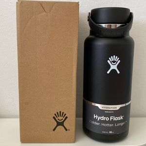 NWT Black 32 oz Wide Mouth Hydro Flask